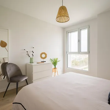 Sofia Navarro Bello, 1 P2 6d Apartment *